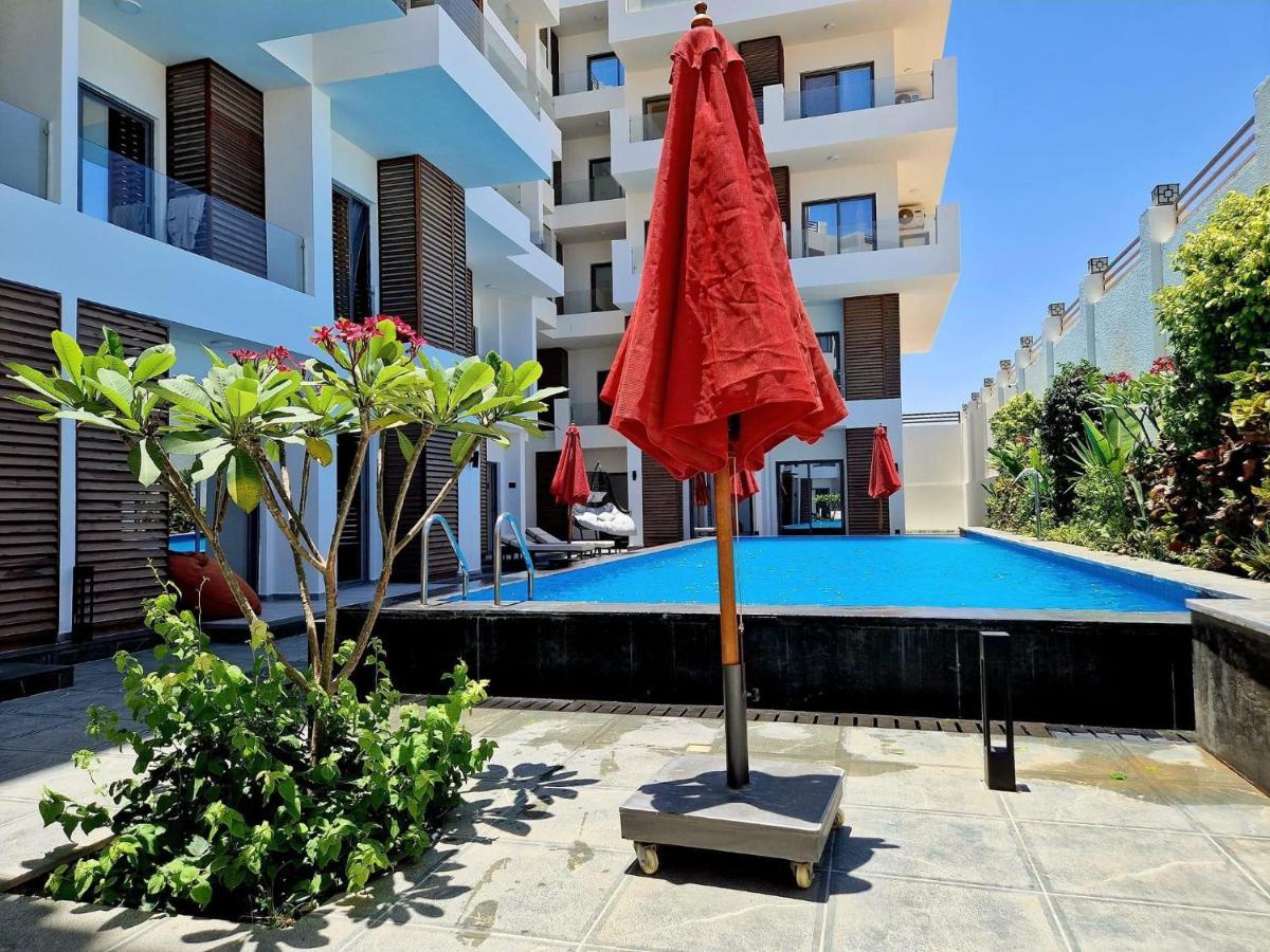 Sanctuary Sunlit Hurghada Haven With 4 Pools, Rooftop Sunsets & Gourmet Bites Steps Away Exteriér fotografie