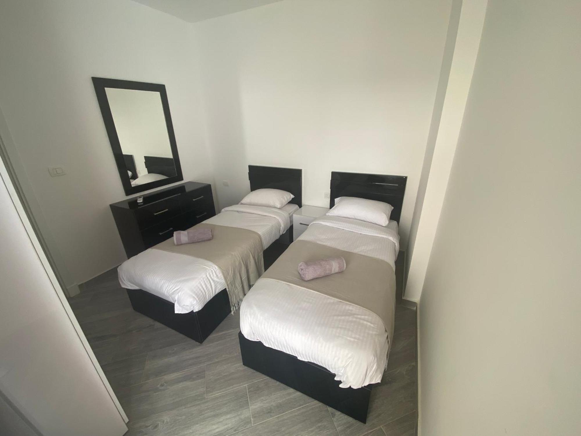 3Br 2Ba Serene Escape 4 Pools 1 Heated In The Winter Free Wifi Restaurant And Onsite Shop Hurghada Exteriér fotografie