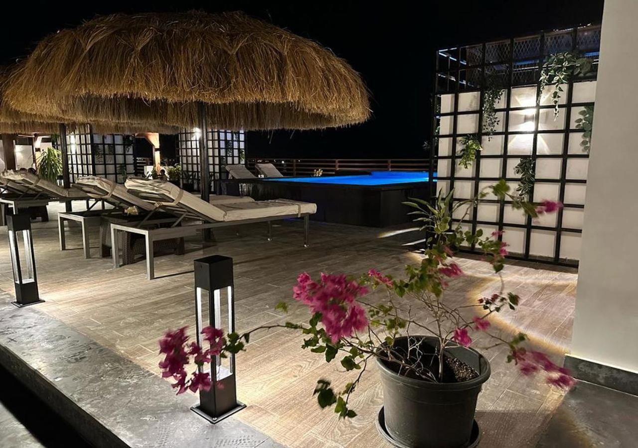 Sanctuary Sunlit Hurghada Haven With 4 Pools, Rooftop Sunsets & Gourmet Bites Steps Away Exteriér fotografie