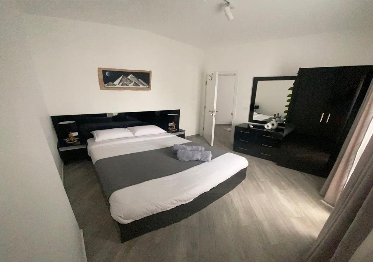 Sanctuary Sunlit Hurghada Haven With 4 Pools, Rooftop Sunsets & Gourmet Bites Steps Away Exteriér fotografie