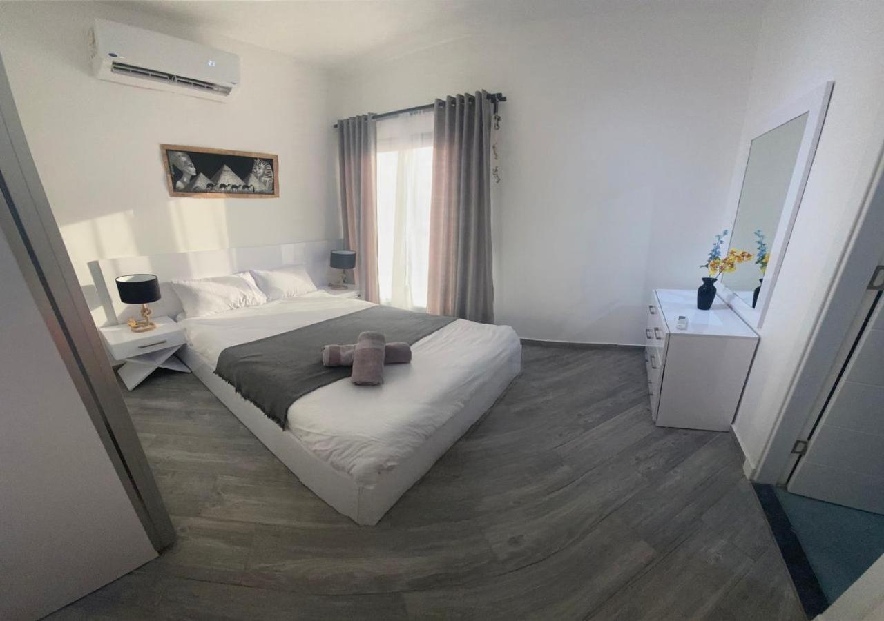 Sanctuary Sunlit Hurghada Haven With 4 Pools, Rooftop Sunsets & Gourmet Bites Steps Away Exteriér fotografie
