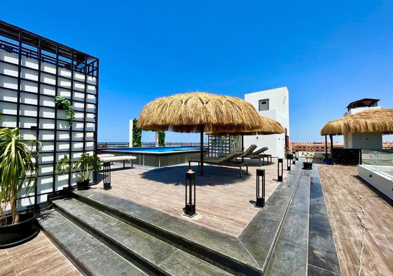 Sanctuary Sunlit Hurghada Haven With 4 Pools, Rooftop Sunsets & Gourmet Bites Steps Away Exteriér fotografie